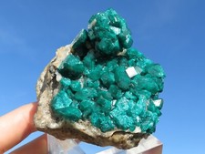 Minerali *** DIOPTASIO VERDE in CRISTALLI su MATRICE Namibia