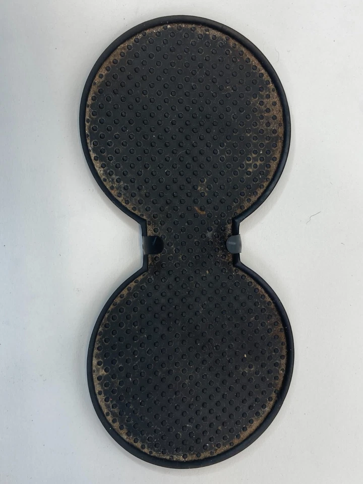 2000-2005 Toyota Celica Center Console Cup Holder Insert Mat Rubber 58916-20030 Foto 4 de 4