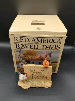 Vtg Schmid Lowell Davis ''Dealer,Counter,Sign'' Chicken Figurine