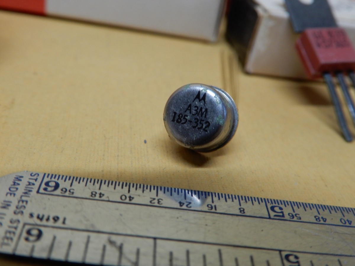 s-l1200.jpg s-l1200.jpg