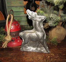 Primitive Vtg Tin Style Silver Christmas Reindeer Chocolate Candy Resin Mold