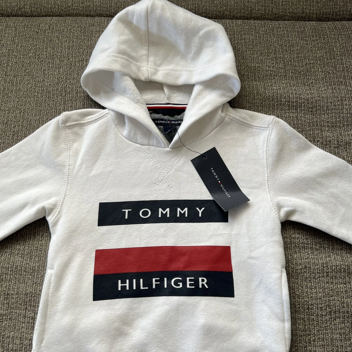 generelt miles Faret vild Tommy Hilfiger kids hoodie sweater Shirt size 2T Red White Blue Large Print  NWT | eBay