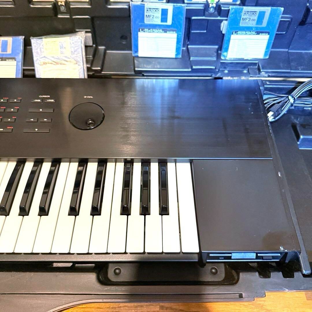 Rare Roland S-50 Sampler | 12-bit/16-bit Engine | w/ Case