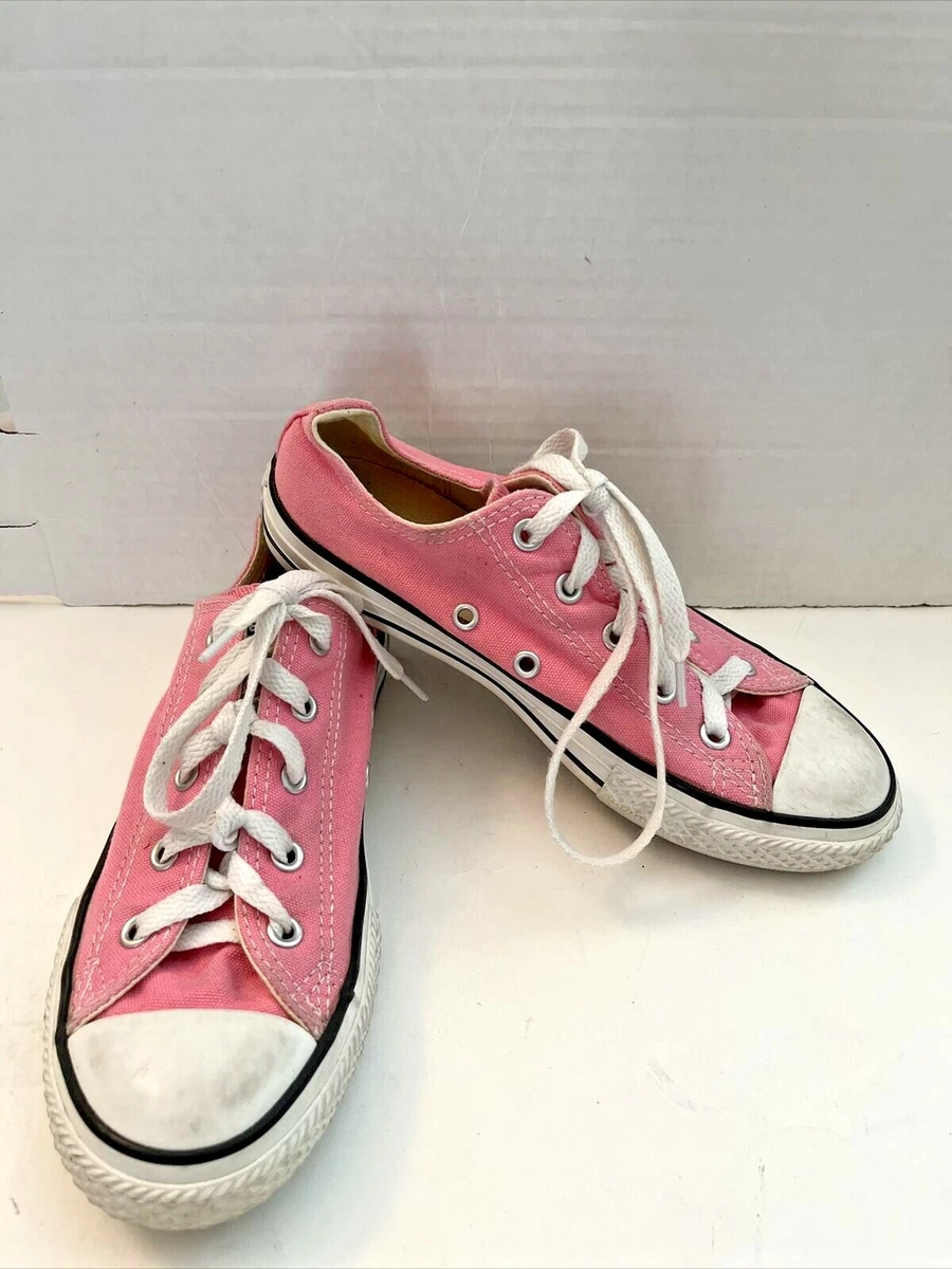 Converse Kids Size 2 Light Pink Chuck Taylor All Star sneaker