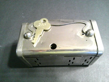 BANKERS SERVICE CORP. $ 5.00 GOLD SLOT BANK NO NAME 1 NEW KEY # 283 NICE COND.