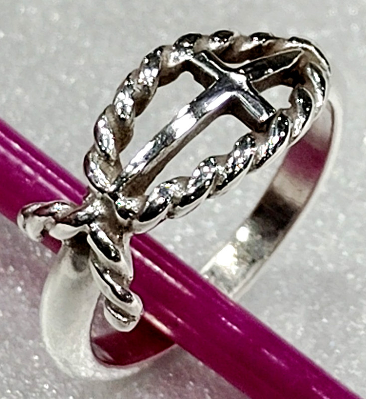 James Avery Sterling Silver Retired Ichthus Cross Fish Ring Size 4.75