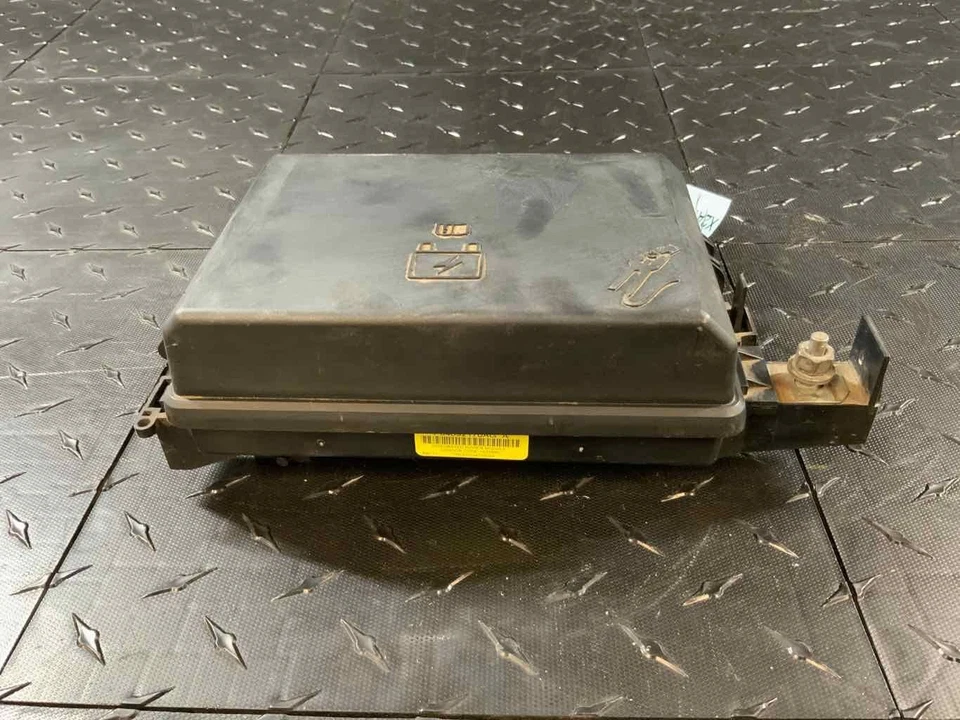 2008 Chrysler 300 Engine Fuse Box 2.7L AT RWD 04692170AG Foto 4 de 4