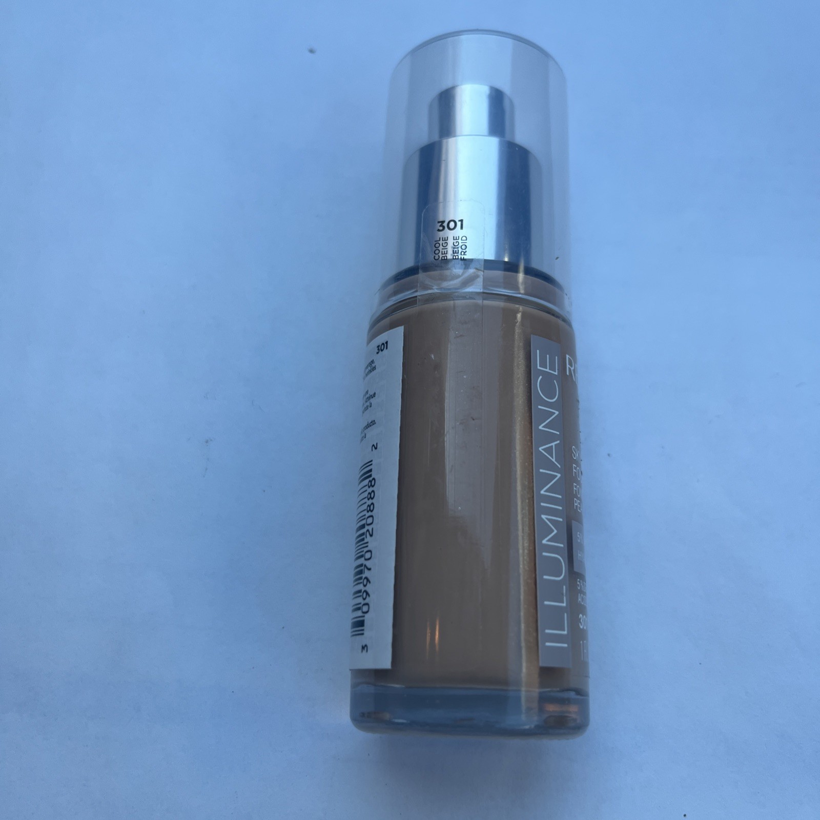 301 Cool Beige. Revlon Illuminance  Skin Caring Foundation Hyaluronic Acid.