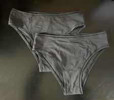 NEW 40 SKIMS FITS EVERYBODY CHEEKY BRIEFS 2 PAIRS SZ M