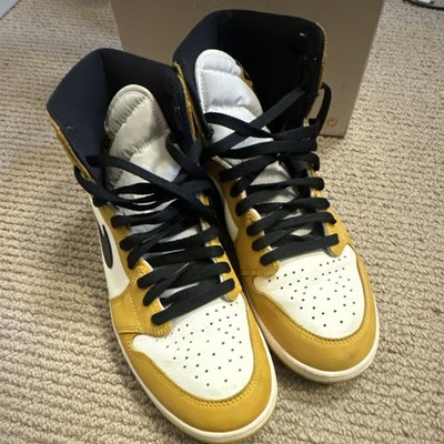 Jordan Air Jordan 1 Retro High OG Yellow Ochre High Top Sneaker DZ5485-701