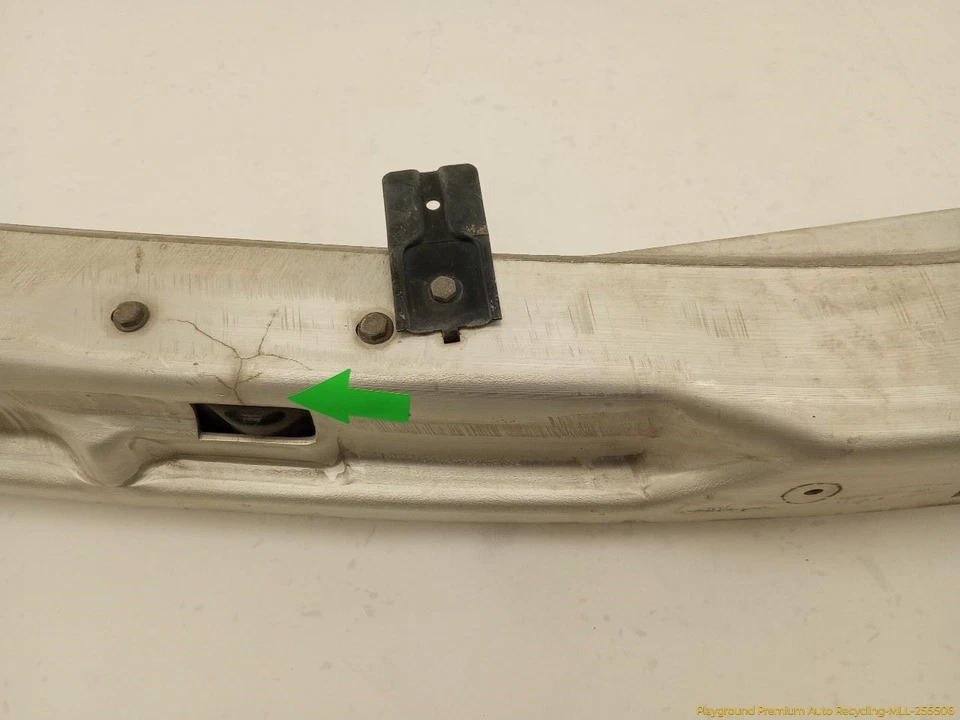 Barra de refuerzo de parachoques delantero BMW 735i E32 compatible con 1988-1994 88 89 90 91 92 93 94 Foto 4 de 4