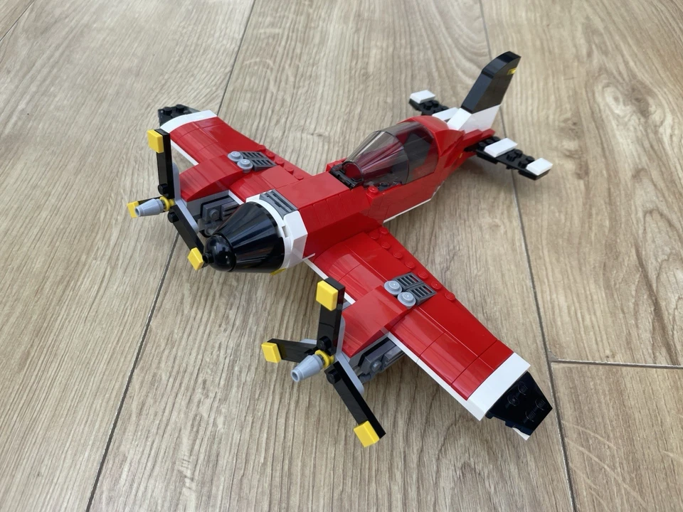 LEGO Creator 31047 Propeller Plane, photo 2 of 5