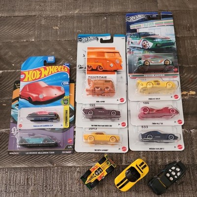 Pantone Complete 6 Car Set 2026 Hot Wheels PANTONE Silver Series W/ Extras 
