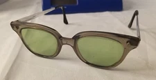 Vintage FENDALL Green Lenses Sunglasses Unisex All Original