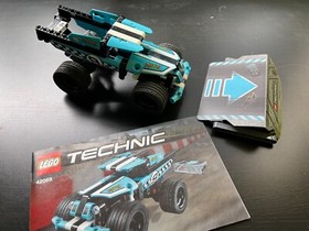 LEGO TECHNIC: Stunt Truck (42059) - 100% complete!