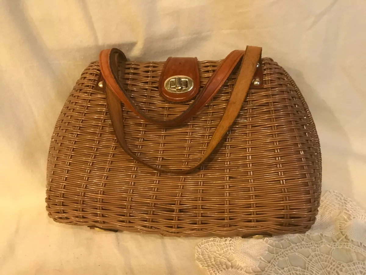 Sold at Auction: Vintage Nantucket Basket Purse - Barlow