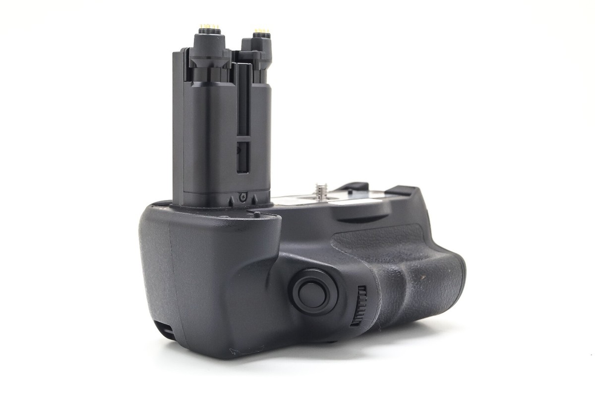 SONYα99/純正グリップVG-C99A付です。 SONYα99/純正グリップVG-C99A付です。