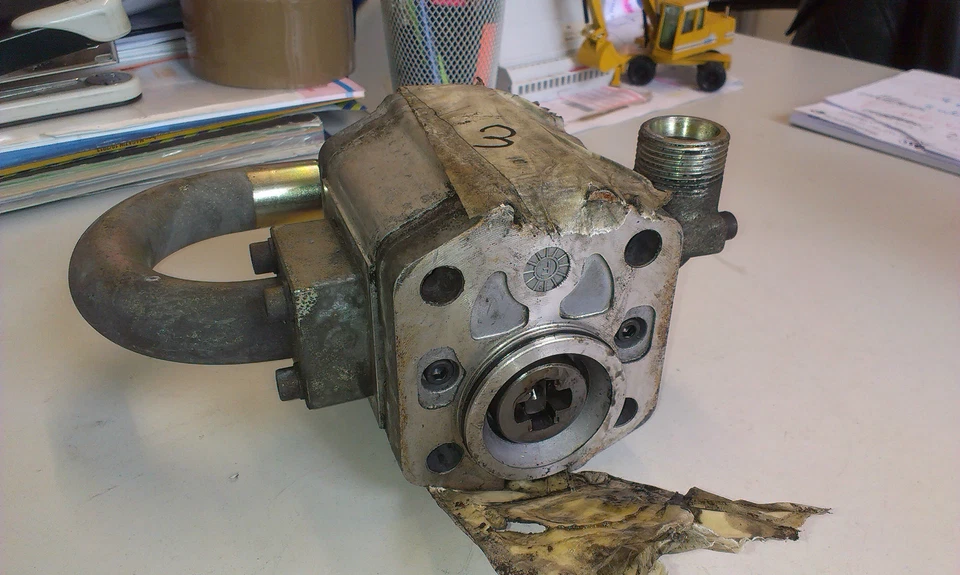 Sauer Danfoss SNP2/11SFR03RTX78F Hydraulikpumpe Hydraulikmotor Nr3 - Bild 4 von 4