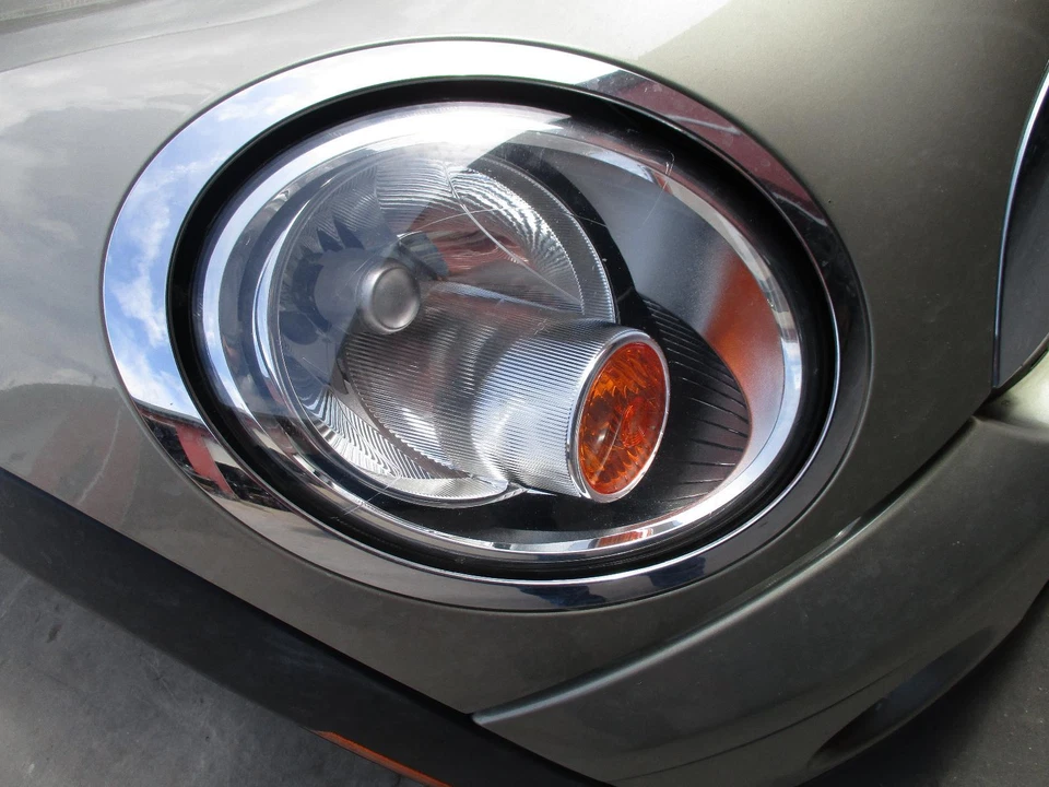 Luz de conducción usada se adapta a: Mini Cooper 2010 conducción antiniebla HT parachoques montado park lam Foto 3 de 4