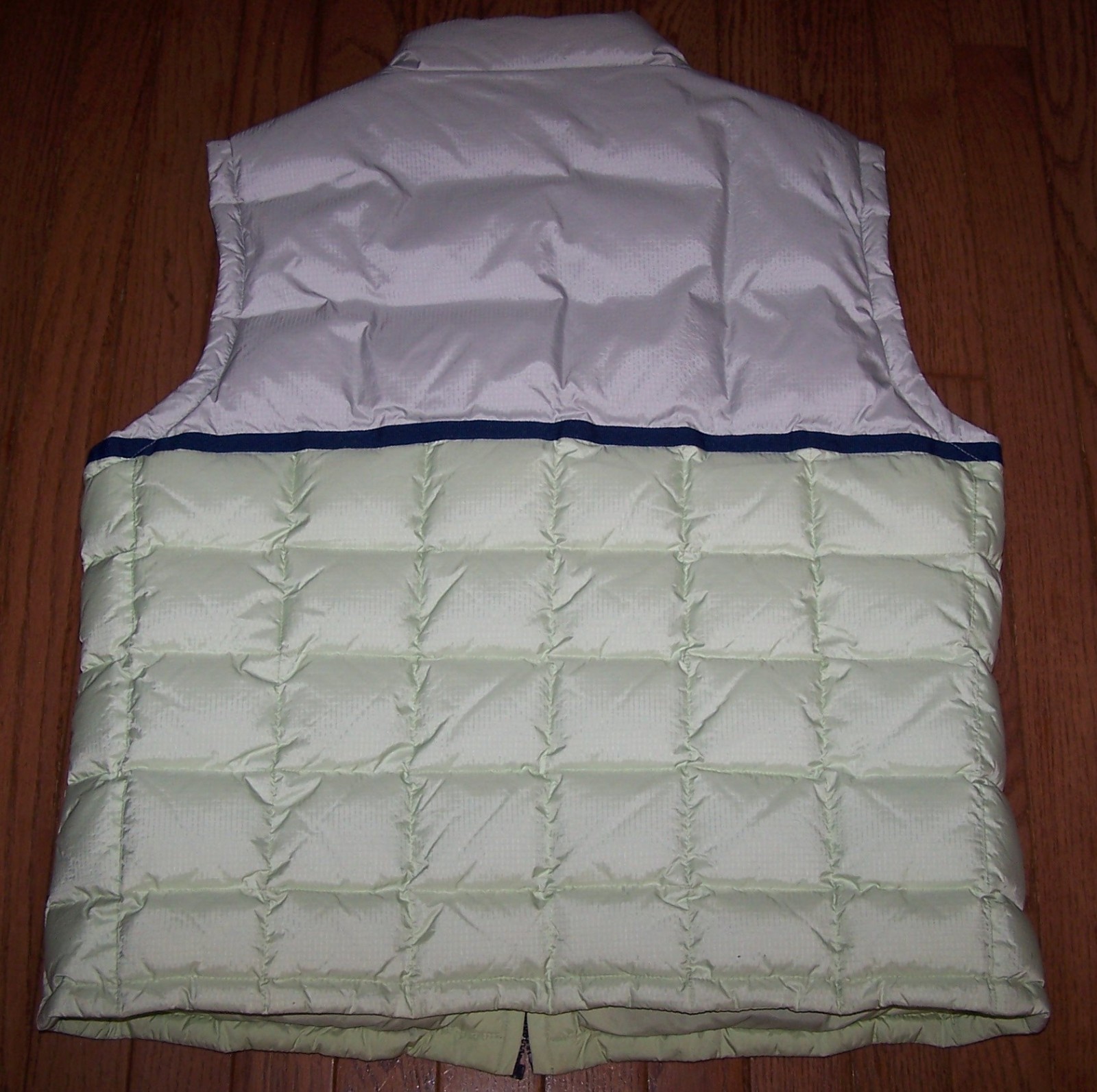 Roxy Full Zip Reversible Down Vest MINT GREEN/GRE… - image 2