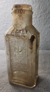 Vintage Gebhardt Eagle Chili Powder Embossed Clear Glass Bottle Empty