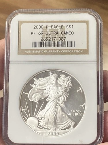 2000-P NGC PF69 ULTRA CAMEO 1 OZ AMERICAN SILVER EAGLE