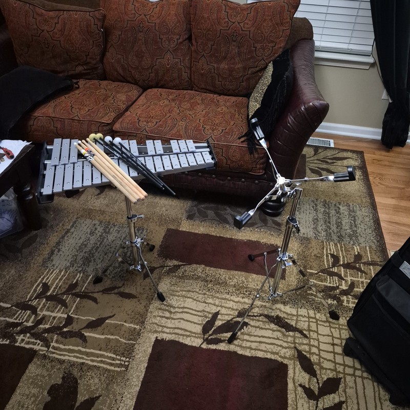 Yamaha SPK-275 Bell Kit Metal Glockenspiel w/ Carrying Case, Mallets & Stand