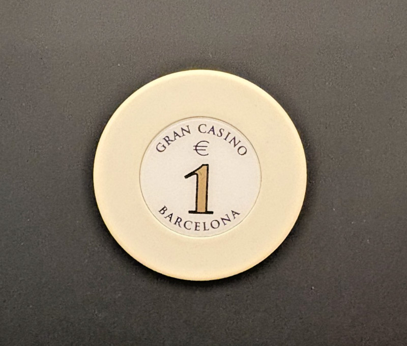 1€ casino chip from the Gran Casino Barcelona in Spain - great condition!