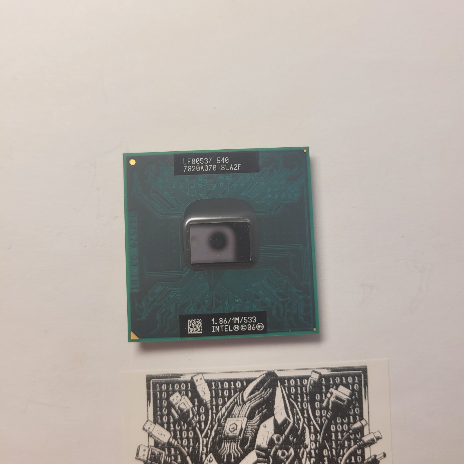 Intel Celeron 540 SLA2F 1.86GHz 1M 533MHz Socket P Mobile CPU Processor