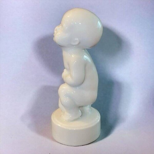 VTG Bing & Grondahl Copenhagen Baby Pain Figurine 2208 Tummy Ache Svend Lindhart - Picture 3 of 7