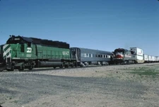 BN Burlington Northern EMD SD40-2 Kodachrome Original Kodak Slide