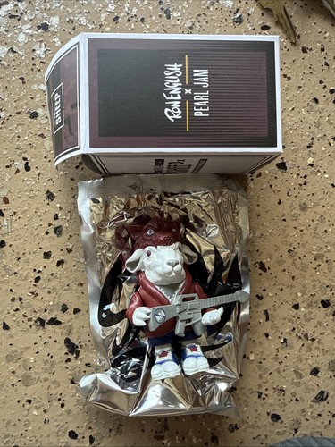 2013 PEARL JAM TOUR RON ENGLISH FALLA SHEEP FIGURE Red SAVE THE WOLVES VEDDER
