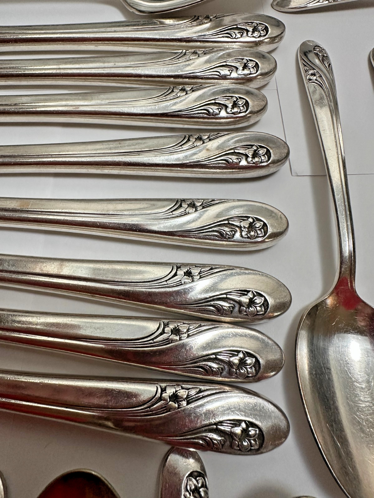 Vtg Holmes Edwards Silver Plate Romance 1925 Inlaid Flatware Service for 8 48 pc