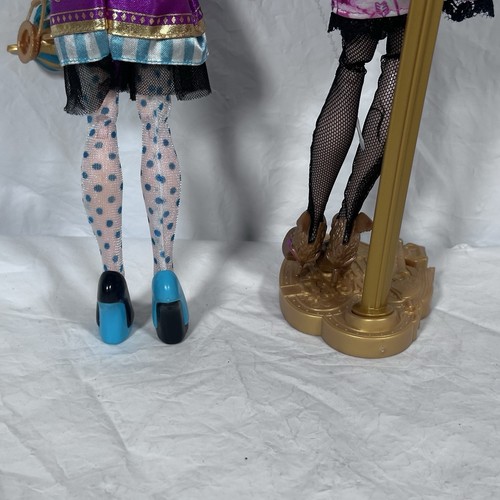 Lotto 6 Monster High Scarily Ever After serie Raven Queen C.A. Cappellaio Cupido 1° - Foto 18 di 18