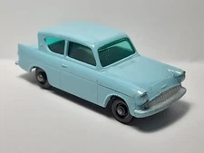 Very Nice Vintage Matchbox Lesney 1-75 Series #7 Ford Anglia w/BPW in Light Blue