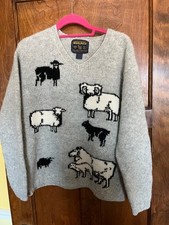 RARE VINTAGE WOOLRICH SHEEP RAM SWEATER WOMENS MEDIUM V-NECK 100 WOOL