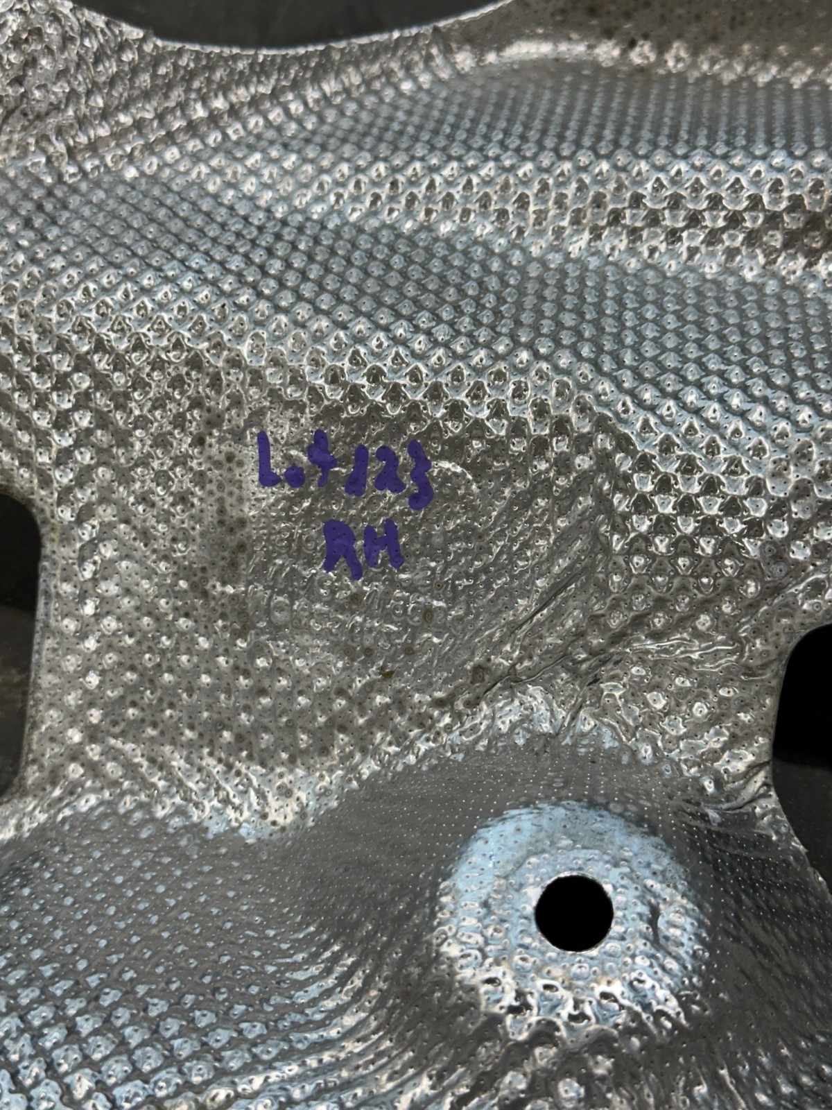 2018-2024 LAMBORGHINI URUS RIGHT HEAT SHIELD OEM 4M0 825 662 J