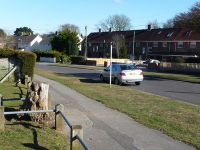 Photo A2 Bournemouth : Moorside Road East Howe Moorside Road as it turns c2010
