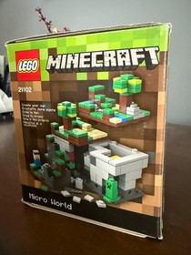 LEGO Minecraft: Minecraft Micro World: the Forest (21102)