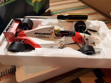 1:18 Minichamps Mclaren Honda Ayrton Senna 1992 F1 lwith box