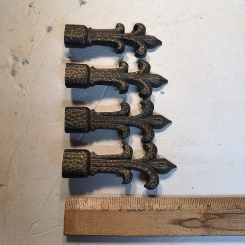 Set of 4 Vintage Fleur de Lis Metal Curtain Rod Ends