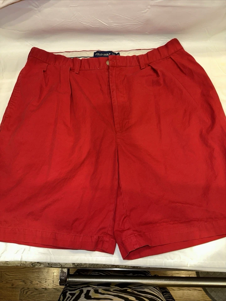 Lote de 4 pantalones cortos para hombre. Talla 38. Polo marca Akoo Empire. Foto 2 de 4