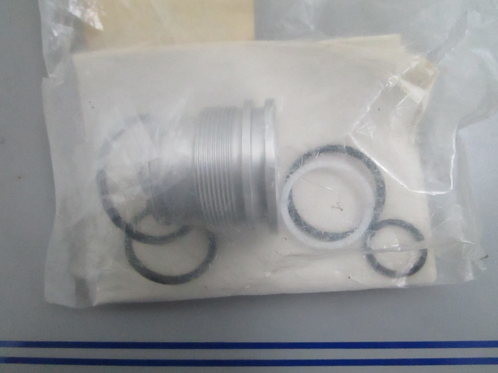 *NEW OEM* 0820 Mercury Quicksilver Trim Cylinder Repair Kit 92188A2