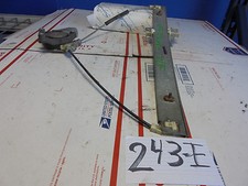 01 02 03 04 05 06 ESCAPE Front Passenger Side window regulator with motor #243