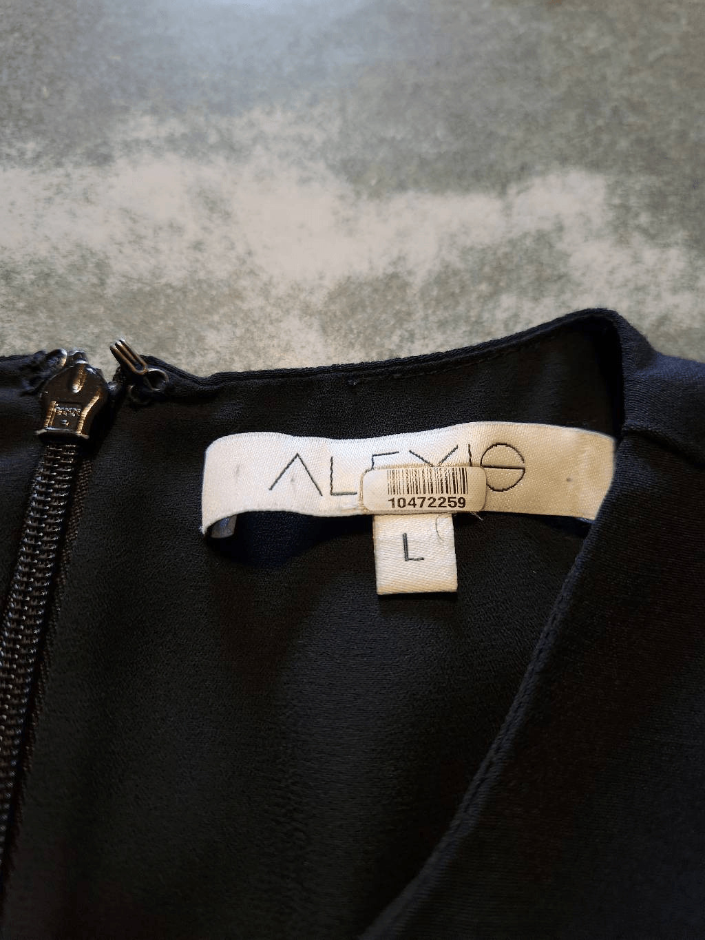 Alexis Claudette cold shoulder  Black dress sz La… - image 4