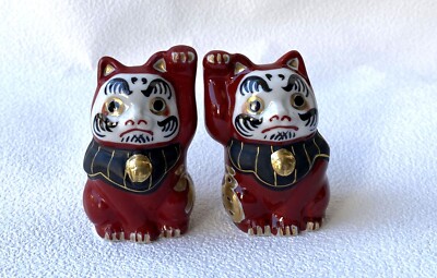 Paar Kutani Yaki Porzellan Maneki Neko Japanische Glückskatze Daruma Darma Japan
