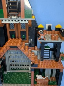 LEGO Castle Kingdoms: Prison Tower Rescue - Set 7947 Used - READ