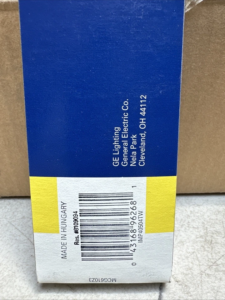 GE 40504 - 912 Miniature Automotive Light Bulb - Image 3 of 3