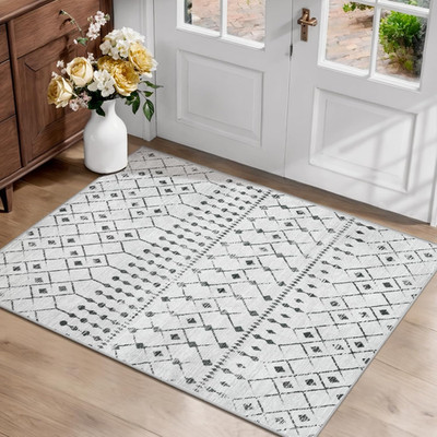 SERISSA 2x3 Washable Small Entry Rug Moroccan Geometric Distressed