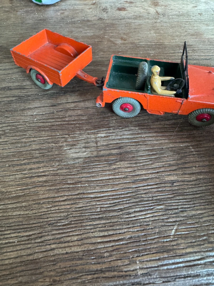 DINKY TOYS LAND ROVER REF 27D ET REMORQUE 341 MADE IN ENGLAND MECCANO